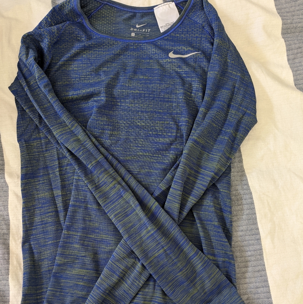 Women's nike dri fit